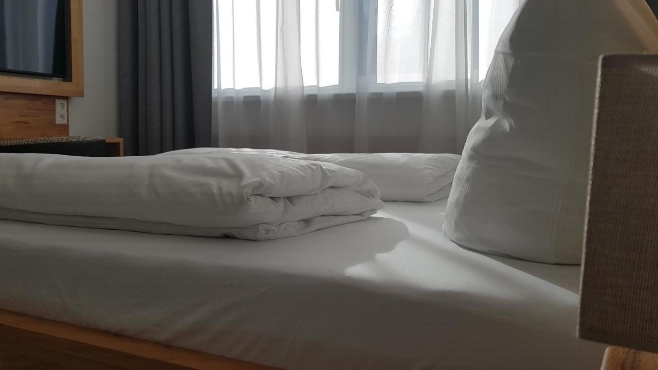 Hb 32 Metzingen Hotel Metzingen  Buitenkant foto
