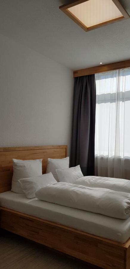 Hb 32 Metzingen Hotel Metzingen  Buitenkant foto