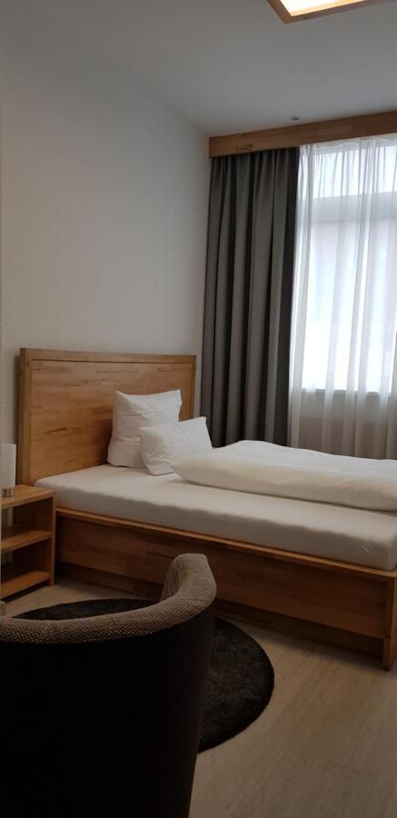 Hb 32 Metzingen Hotel Metzingen  Buitenkant foto